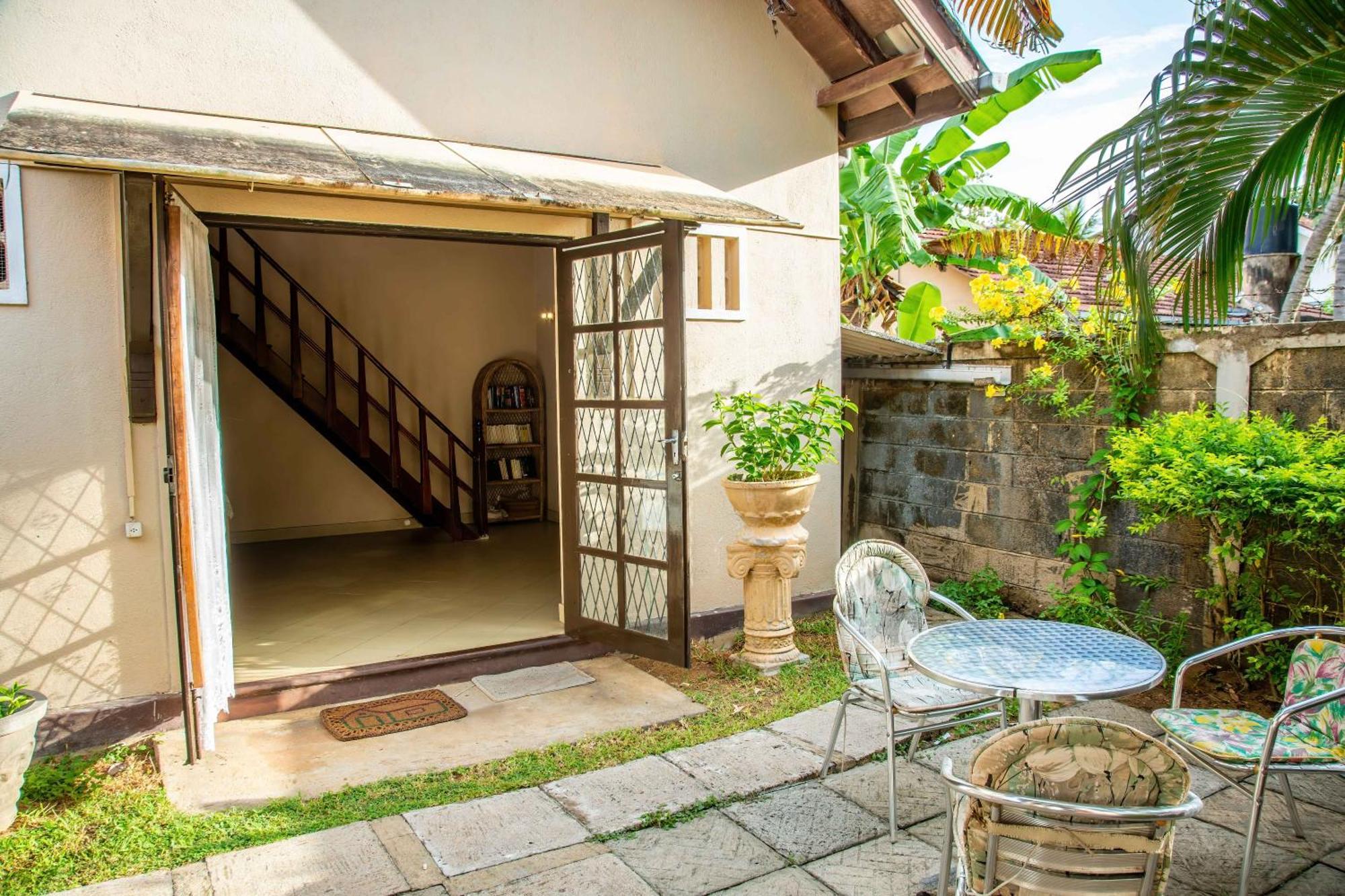 Fuchs Villas Negombo Exterior foto